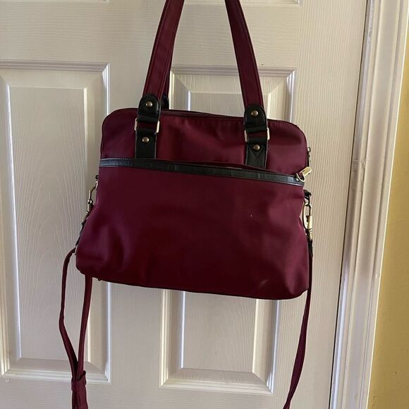 Travelon Anti-Theft Tailored Burgundy Nylon Satchel removable shoulder strap - Picture 9 of 13